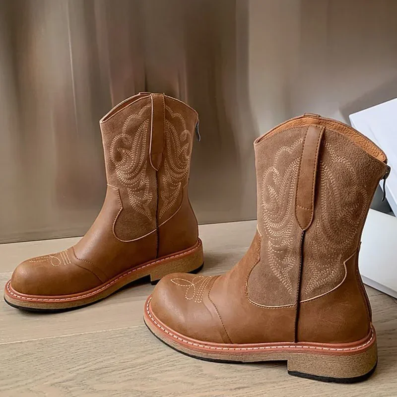 2024 Nieuwe Lederen Western Mid Calf Laarzen Borduren Vrouwen Herfst Winter Enkellaarzen Dames Laarzen Warme Katoenen Schoenen