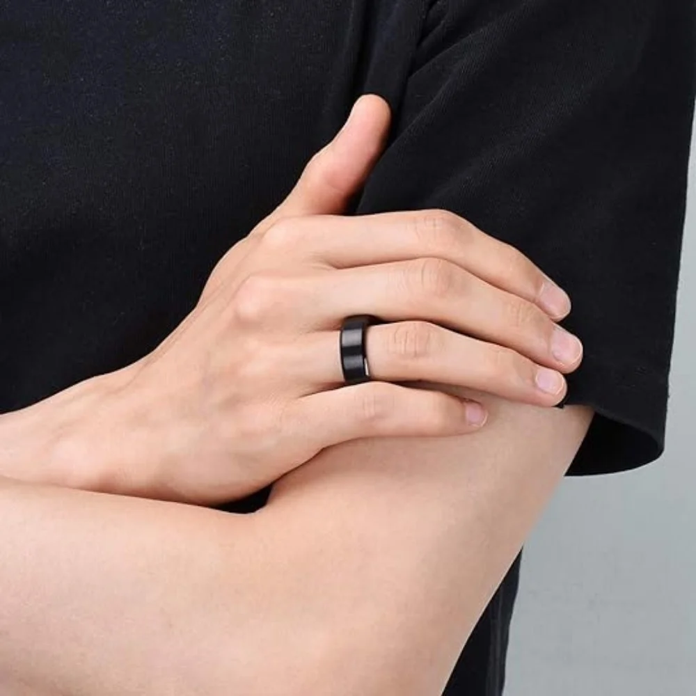 1 anillo de moda negro de acero inoxidable a la moda para hombre