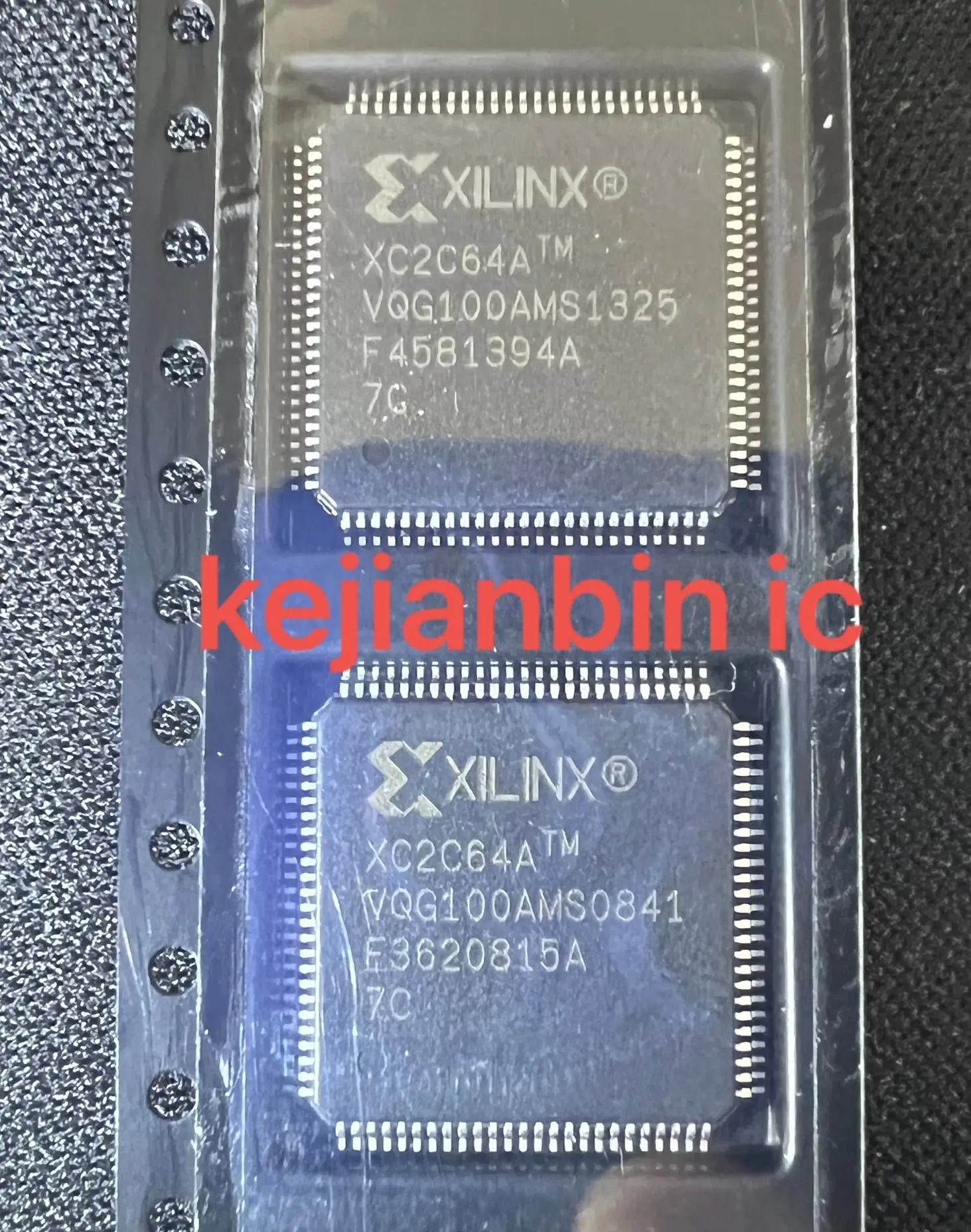 

10~20pcs/lot XC2C64A-7VQG100 XC2C64A XC2C64A-VQG100 XC2C64A-VQG100 TQFP100 100% NEW original free shipping