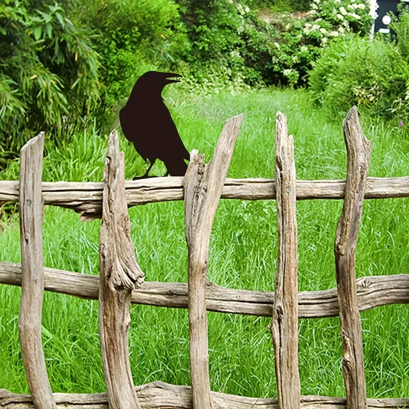 【2D Flat】Rustic Iron Raven Garden Stake - Black Crow Silhouette Yard Art for Fence & Patio - Weatherproof Thanksgiving