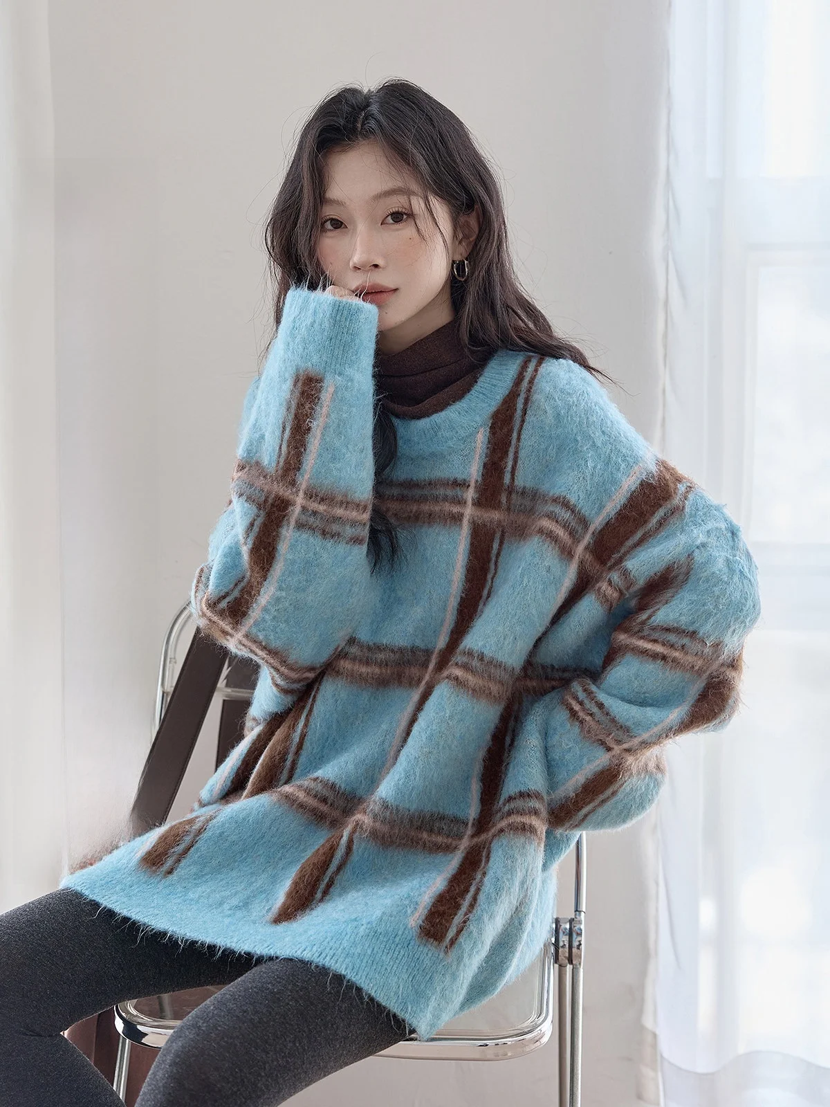

HuiXi Blue Plaid Knit Sweater Women's Loose Lazy Soft Spring New Arrival Comfortable Warm round Ne Long Sve Casual Top