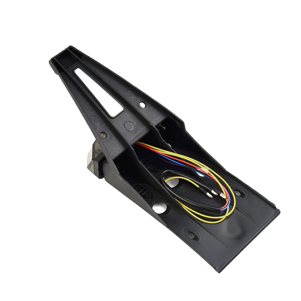 عملي جودة عالية الفرامل الذيل ضوء الحاجز الخلفي الذيل ضوء أدوات بدوره مصباح إشارة بدوره مصباح إشارة الفرامل