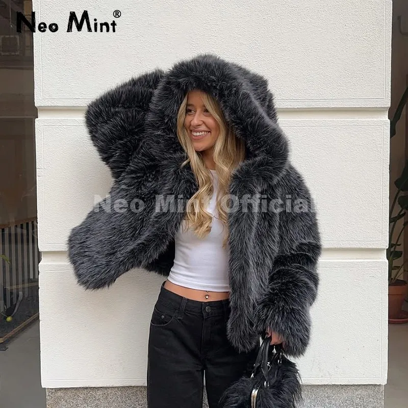 Neo Mint Chic Street Fashion Y2k Girls Black Graident Hooded Faux Fur Jacket Coat Women 2025 Thick Warm Fluffy Fox Fur Overcoat