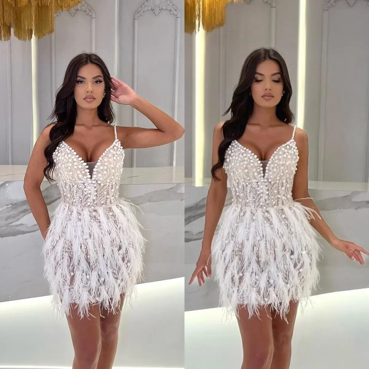 맞춤형 섹시 미니 숏 화이트 페더 펄 칵테일 볼 드레스 브이넥 백리스 파티 홈커밍 정장 이브닝 드레스 2025