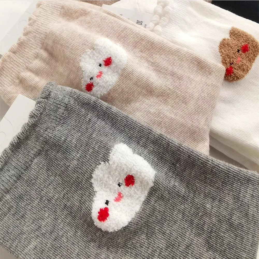 جديد الكرتون أنيقة سيدة أرنب المرأة لطيف الجوارب القطنية المتناثرة نمط الجدة تنفس سوكس هدايا عيد الميلاد #3