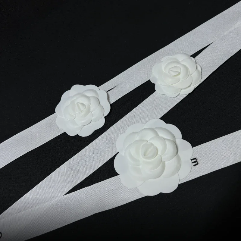 50pcs/bag White Flowers Stickers Party Decoration Accessories for Gift Box, 5.5cm /7.5cm