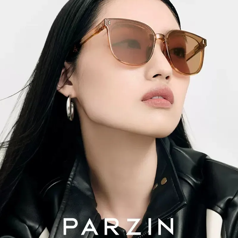 

PARZIN Light Weight Portable Eyewear Fashion UV400 Polarized Sun Glasses Folding Sunglasses For Women Men Foldable 91690