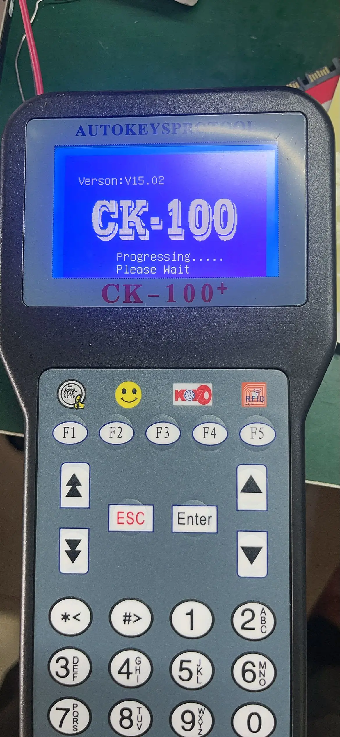 CK-100 программатор ключей последнего поколения V99.99 CK100 с многоязычным CK 100 автомобильный программатор ключей