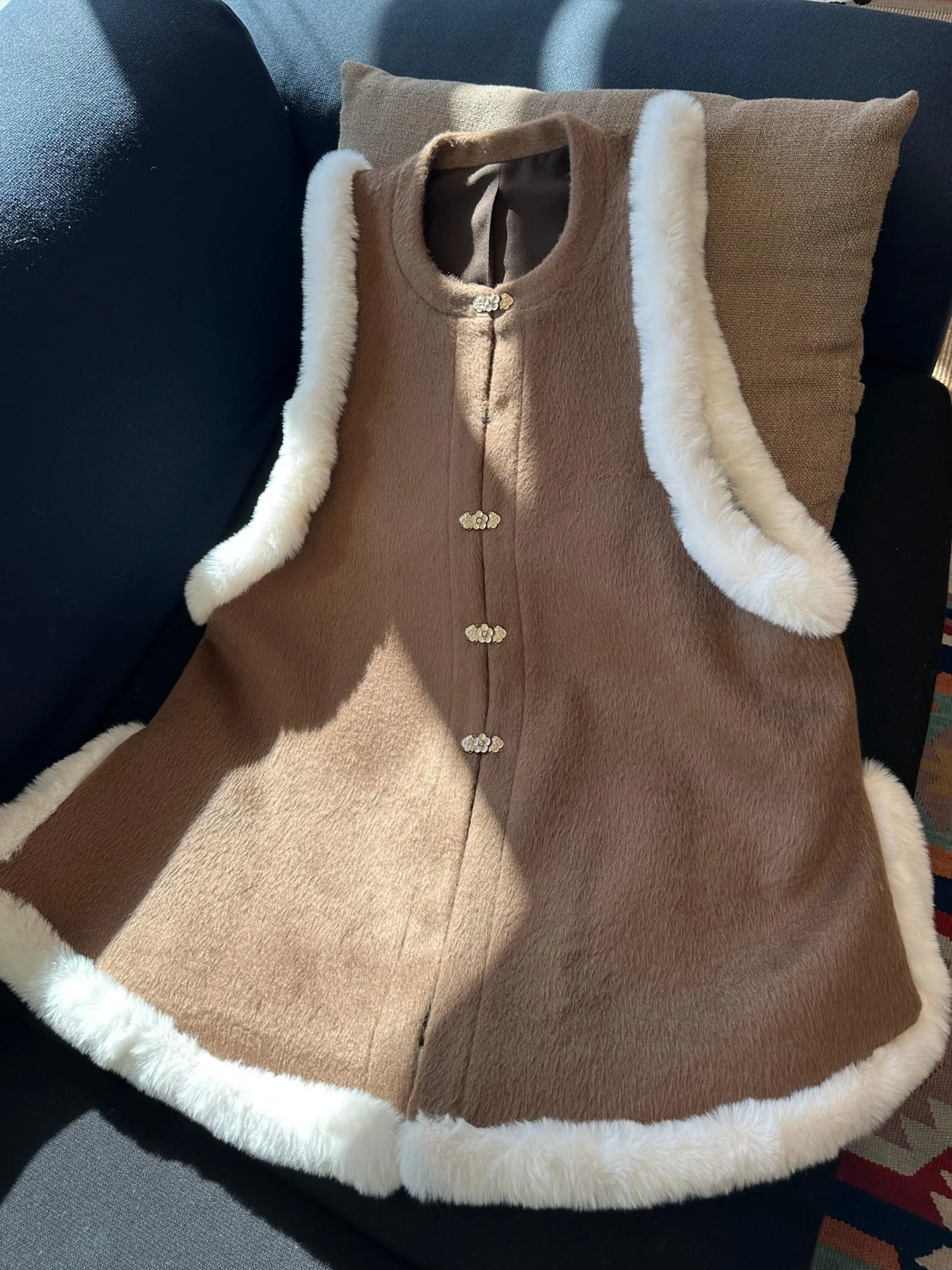 

Miengji Original Design Long Hair Woolen round Ne Ming Dynas Sle Hanfu Winter Daily New Rabbit Fur Simulation Women's...