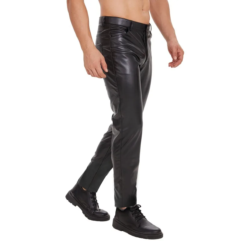 Schwarz matt Kunstleder Hose Männer Slim Fit Bleistift hose dünne Pu Hose Motorrad Stil Hose schicke gerade Hose Leggings