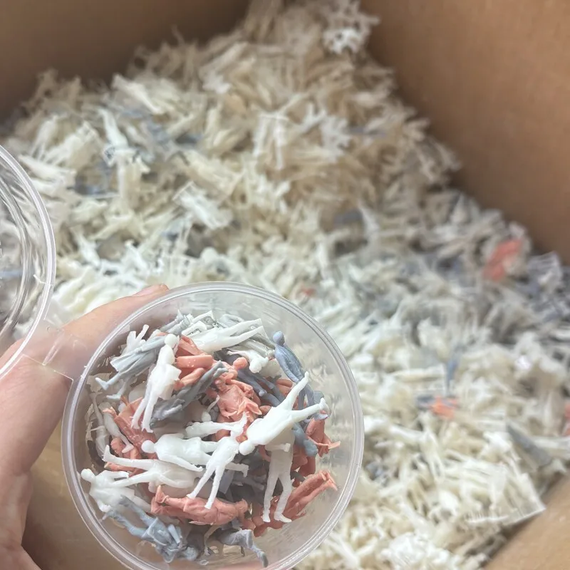 

Imperfect White Blank Model 1/64 1/18 Unpainted Miniature Figures For Beginners Practice Sand Table Painting Hand Model Training