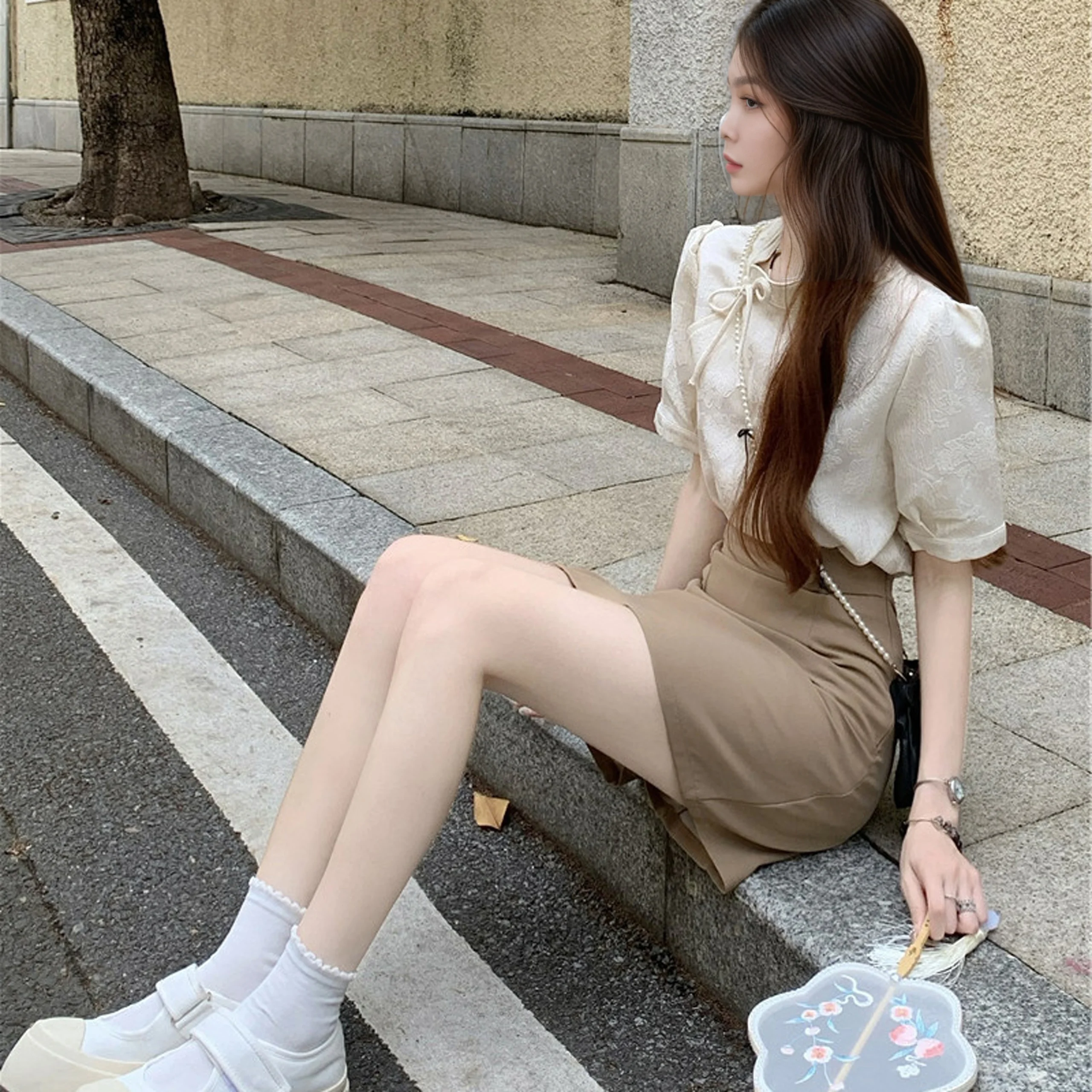 Moda elegante donna abiti estate tinta unita maniche corte camicia top + semplice minigonna temperamento ufficio signora due pezzi set