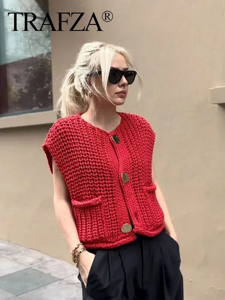 TRAFZA Women Vintage Red Knitted Vest Gold Buttons O Neck Sleeveless Sweater Female Y2k Fashion High Street Chic Top Sweaters