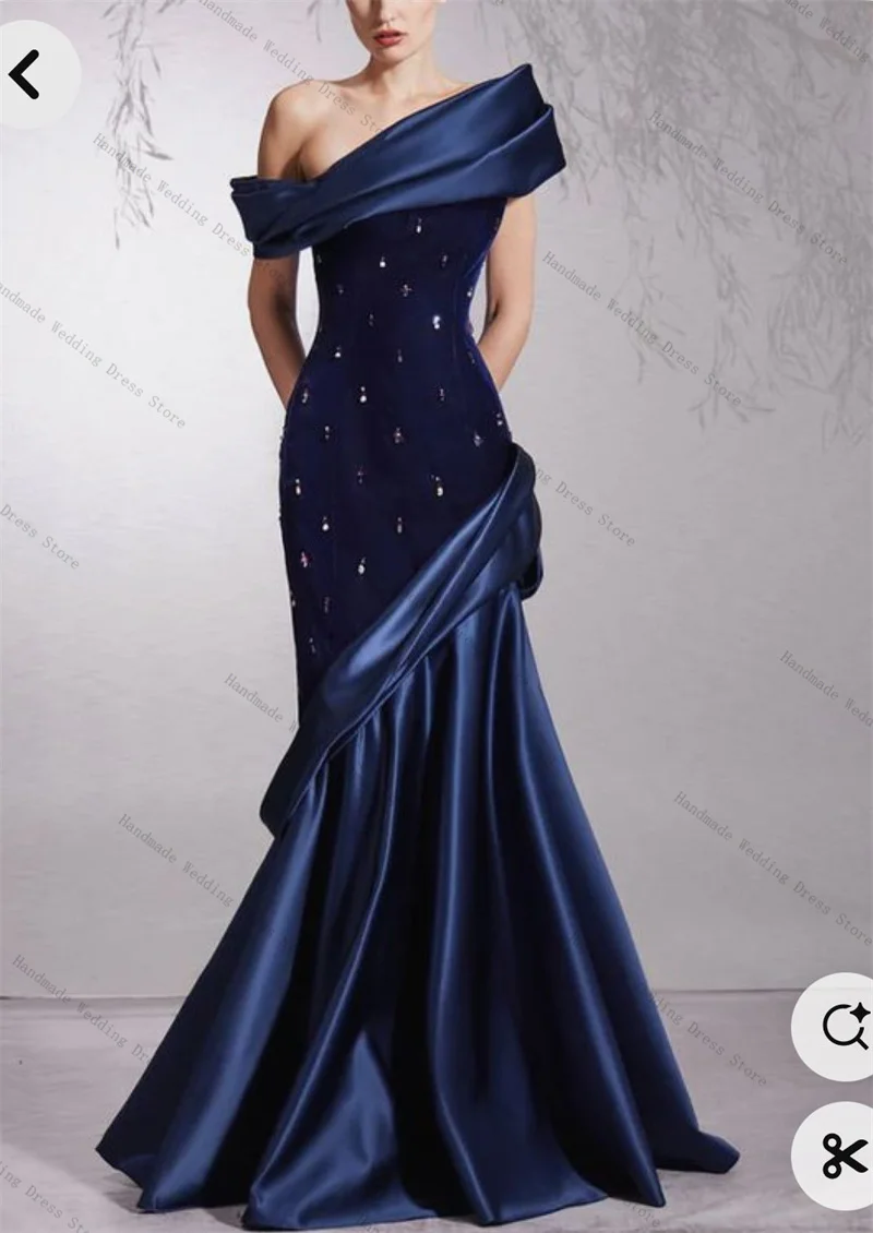Abito da ballo in raso di velluto blu navy Abito da sera da sposa sexy a sirena con una spalla in cristallo Abito lungo da chiesa con lacci sul retro personalizzato
