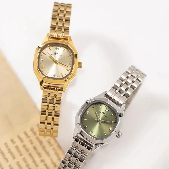 

Elegant women's wristwatch, small dial, steel strap, gold-plated, polygonal dial, small gold watch, a good gift for women.