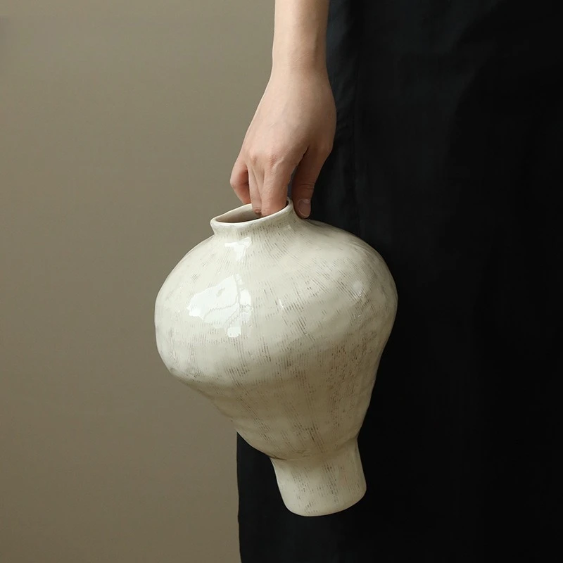 Wabi‑Sabi Off‑White Textured Ceramic Vase Vintage Rough Pottery Flower Container for Dried Flowers Home Model Room Desktop Decor