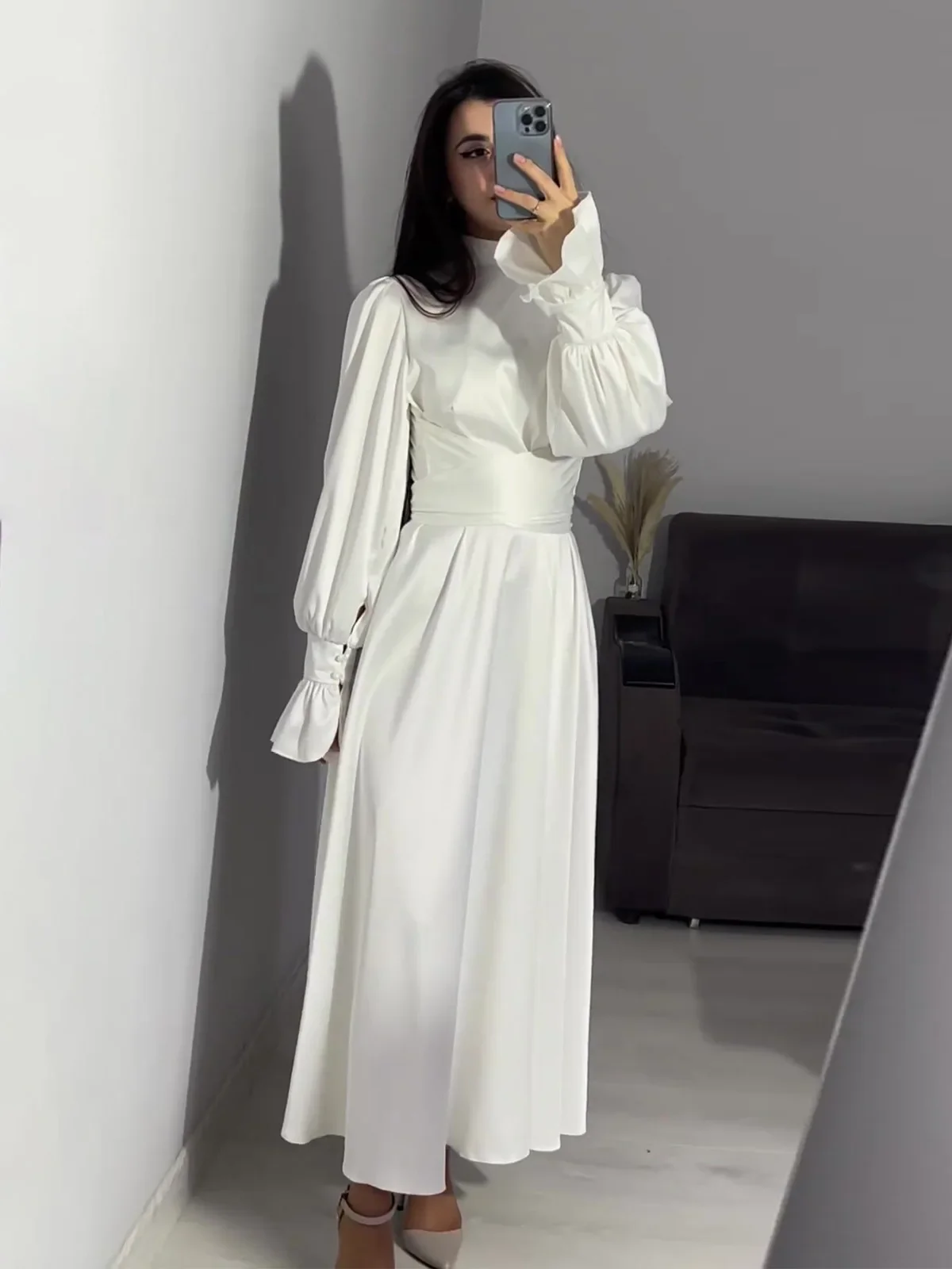 

Spring Summer Fashion Satin A-line Dress Muslim Women Elegant Solid Long Sleeved High Waist Satin Long Dress Women