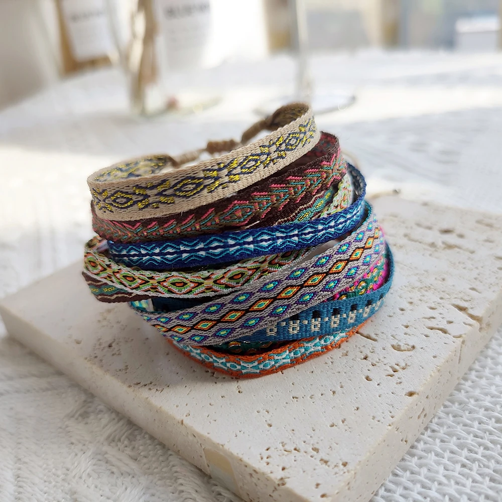 Handwoven Colombia Bracelet Wholesale Cloth Braided Bracelets for Women Men Boho Hippie Unisex Jewelry Adjustable Rope Pulseras