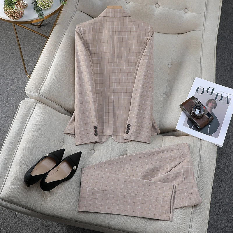 NAVIU Khaki Blu Plaid Abiti Donna Primavera 2025 Nuovo Prfessional High End Casual Blazer e Pantaloni Set Office Lady Abbigliamento da lavoro