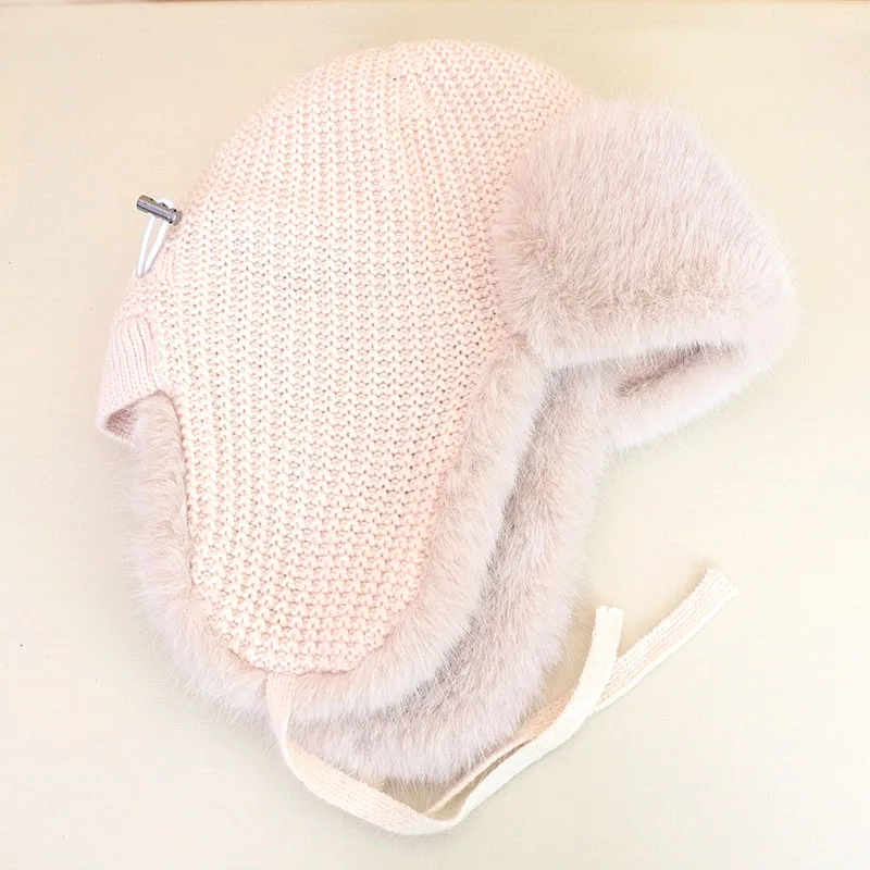 Chapeaux à oreillettes pour femmes, casquette Bomber, Ushanka, chapeau en fourrure chaud, casquettes de luxe russes en peluche, blanc, automne,