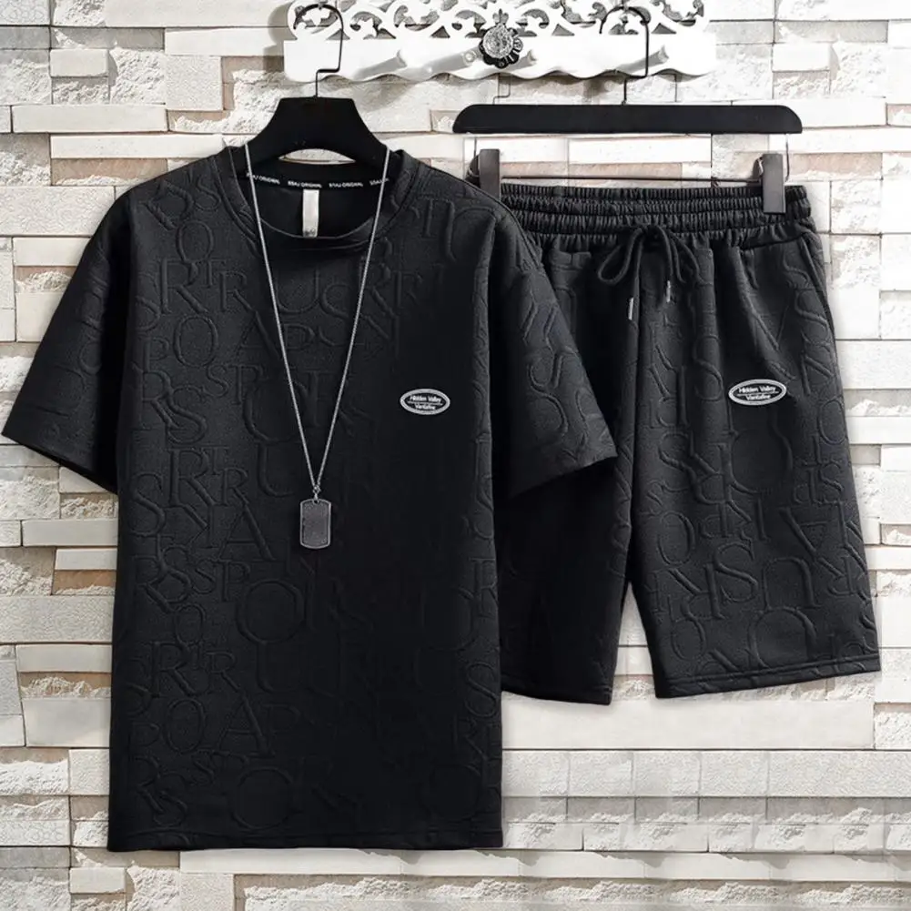 Stylish Comfortable Deep Crotch Casual Summer Tracksuit Letter Applique Two Pieces Set Men Top Shorts Set Men Clothes