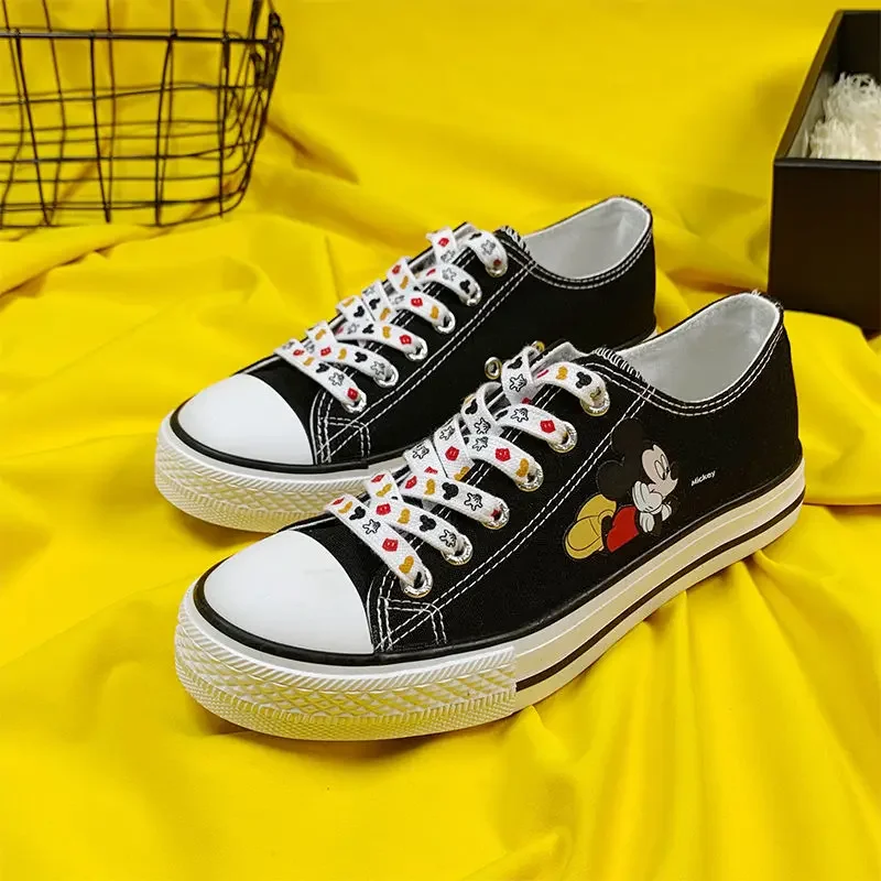 Disney cartoon canvas shoes Mickey little white sports shoes girl couple with summer new casual shoes