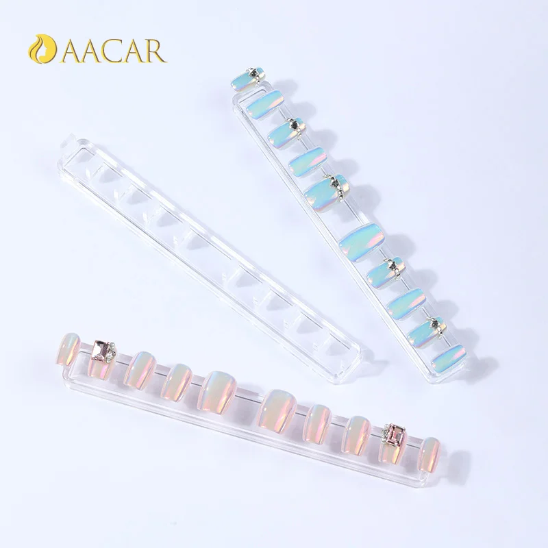 PS حامل عرض ممارسة الأظافر الشفاف، حامل ممارسة الطرف الصناعي، قاعدة كريستالية، حامل متكامل لممارسة الأظافر في صالونات التجميل
