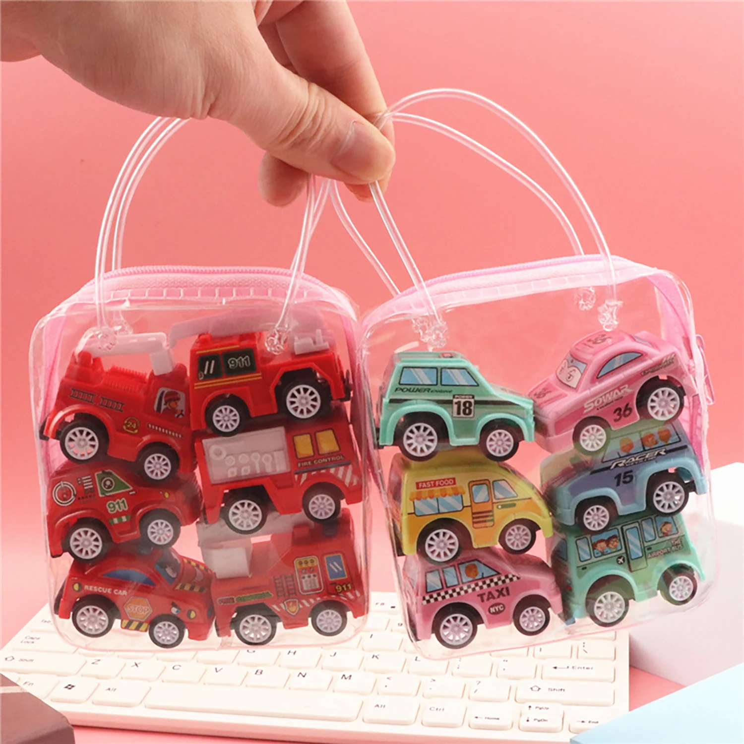 

Детский инерционный мини-автомобиль, подарок, 1 сумка, 6 упаковок, инженерный грузовик, пожарная машина, интерактивная игрушка