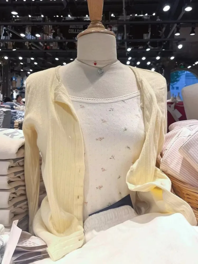 

Тонкая футболка с длинными рукавами Sweet Eyelet, женские однобортные хлопковые футболки в консервативном стиле с круглым вырезом, милые винтажные желтые топы Y2K