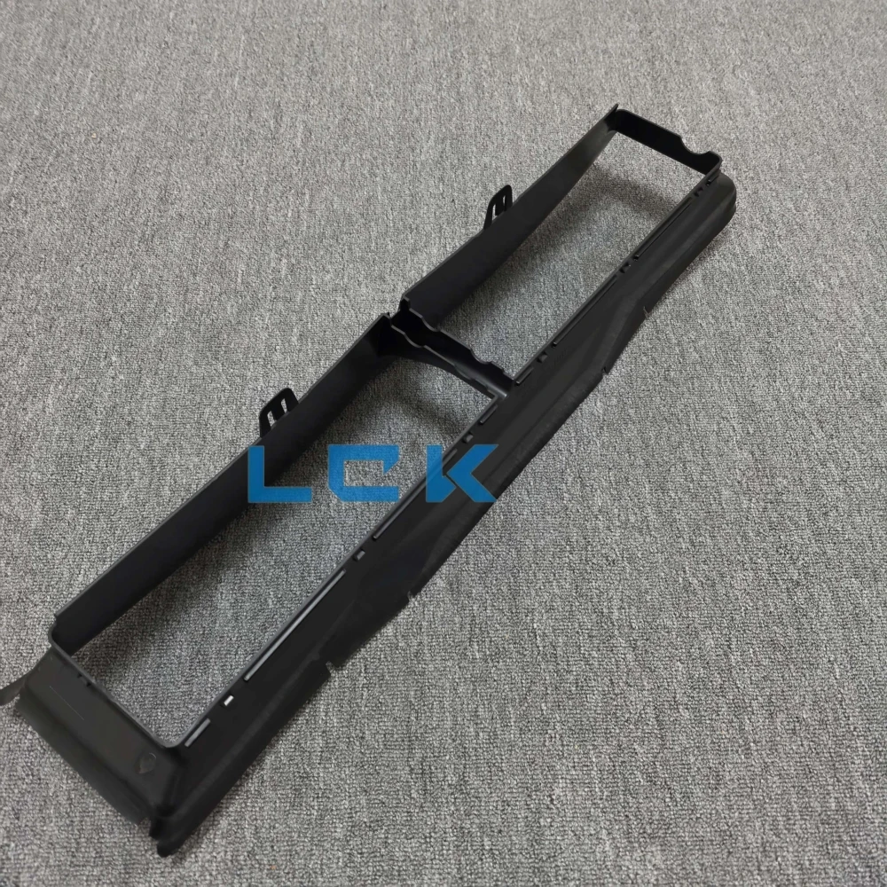 LR168396 is suitable for the 2023 ForLand RoverRange Rover air intake hood collector version. ForJaguar parts