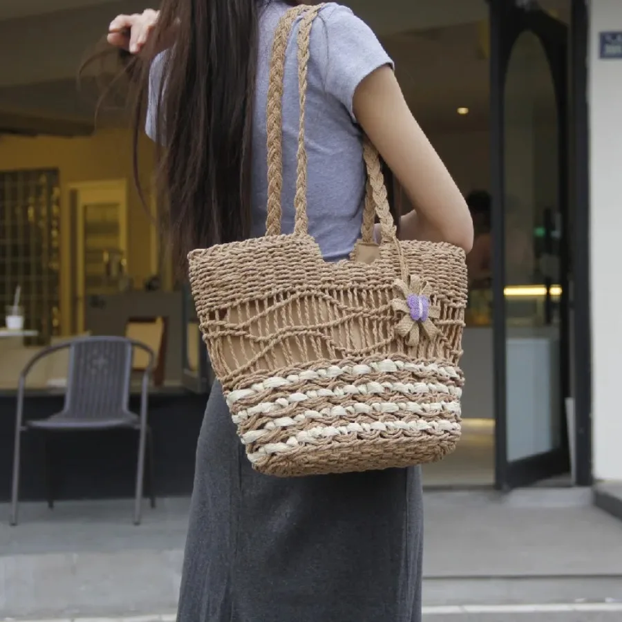 

Small sober beach weaving bag vacation style straw bag Mori leisure shoulder bag handmade women's bags large capacity handbag