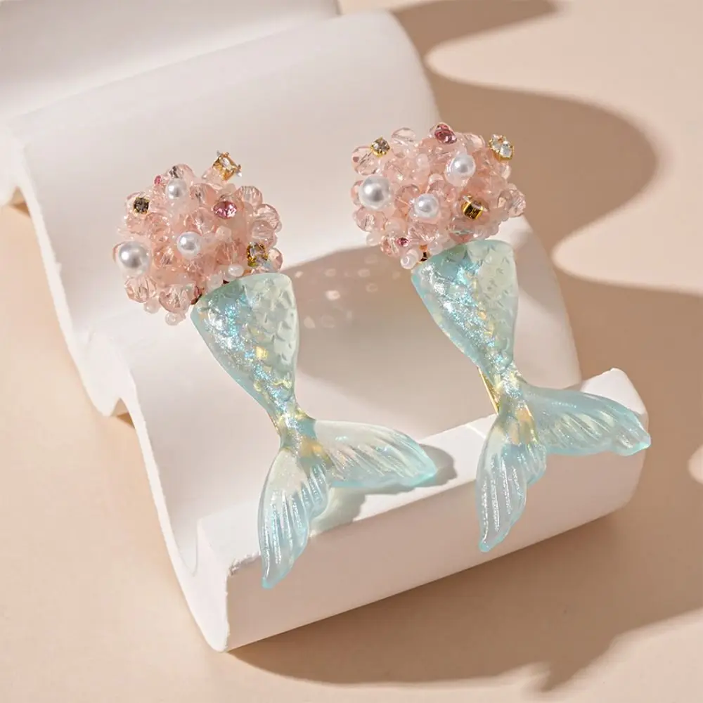 

Fashion Sweet Mermaid Resin Earrings Cute Pearl Fishtail Drop Earrings Ear Jewelry Shining Beach Style Earrings Beach