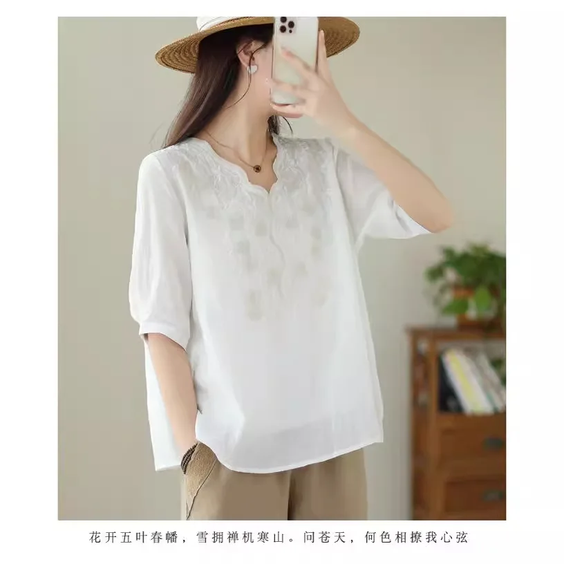 Cotton and Linen Embroidery Shirt 2024 Summer New T-shirt Literature Little Fresh V-neck Appear Thin Thin Style Comfortable Tops