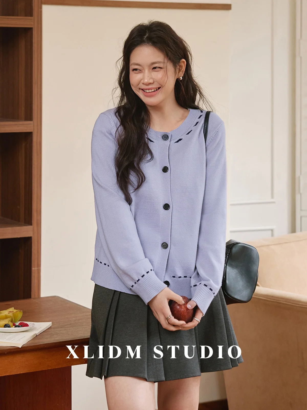 

XLIDM Women's Knitted Top Elastic Contrast Color Shoulder Long Sleeve Loose Straight Cut Spring New Style Casual round Neck K...