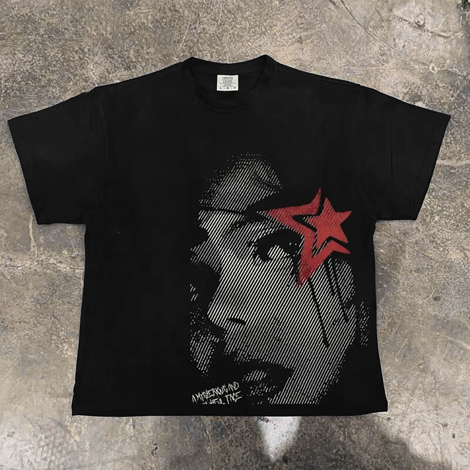 90s Retro Punk Streetwear T Shirt for Men, Grainy Diagonal Line Female Face Artwork Decorated With Double Red Star, Oversized Crew Neck Soft Washed Cotton Daily Casual Tops.