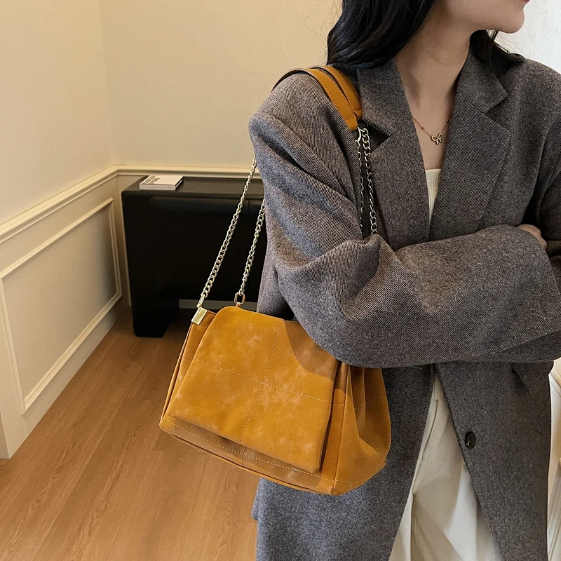 

Luxury Women High End Leather Shoulder Bag Elegant Classic Tote Handbag Perfect For Daily Fashionable Urban Commuter