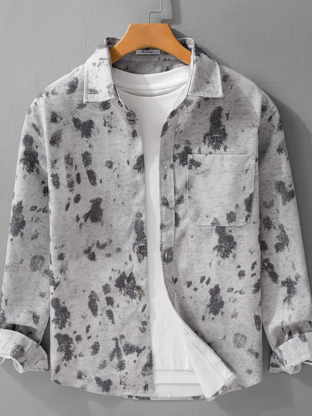 

Мужская рубашка свободного кроя с длинным рукавом, повседневная, с принтом, в японском стиле, свободный топ с отложным воротником, с цветочным узором