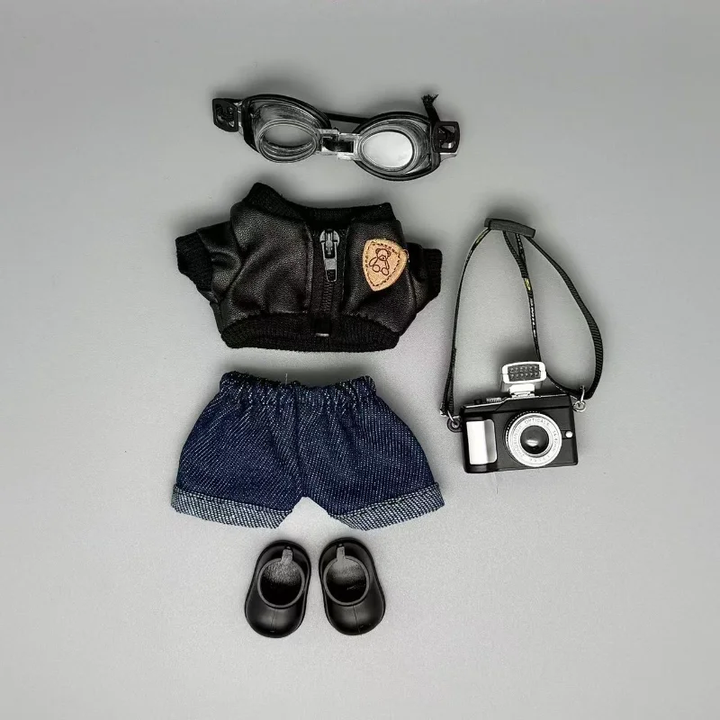 ل 17 سنتيمتر Labubu كول مصور دمية الزي أفخم دمية الأسود الدب الصغير سترة جلدية مع نظارات وحزام كاميرا صغيرة ديكور