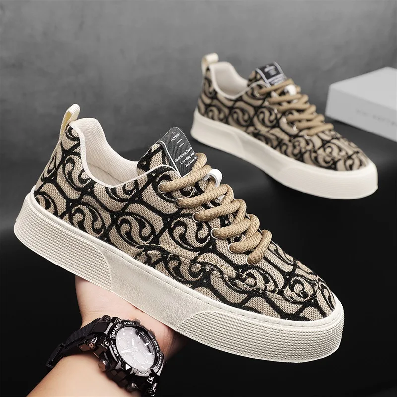 

Men Casual Shoes Flat Breathable Non-slip Sneakers Male Hard-Wearing Light Lace Up Soft Sole Canvas New Low Top Board Shoes Men