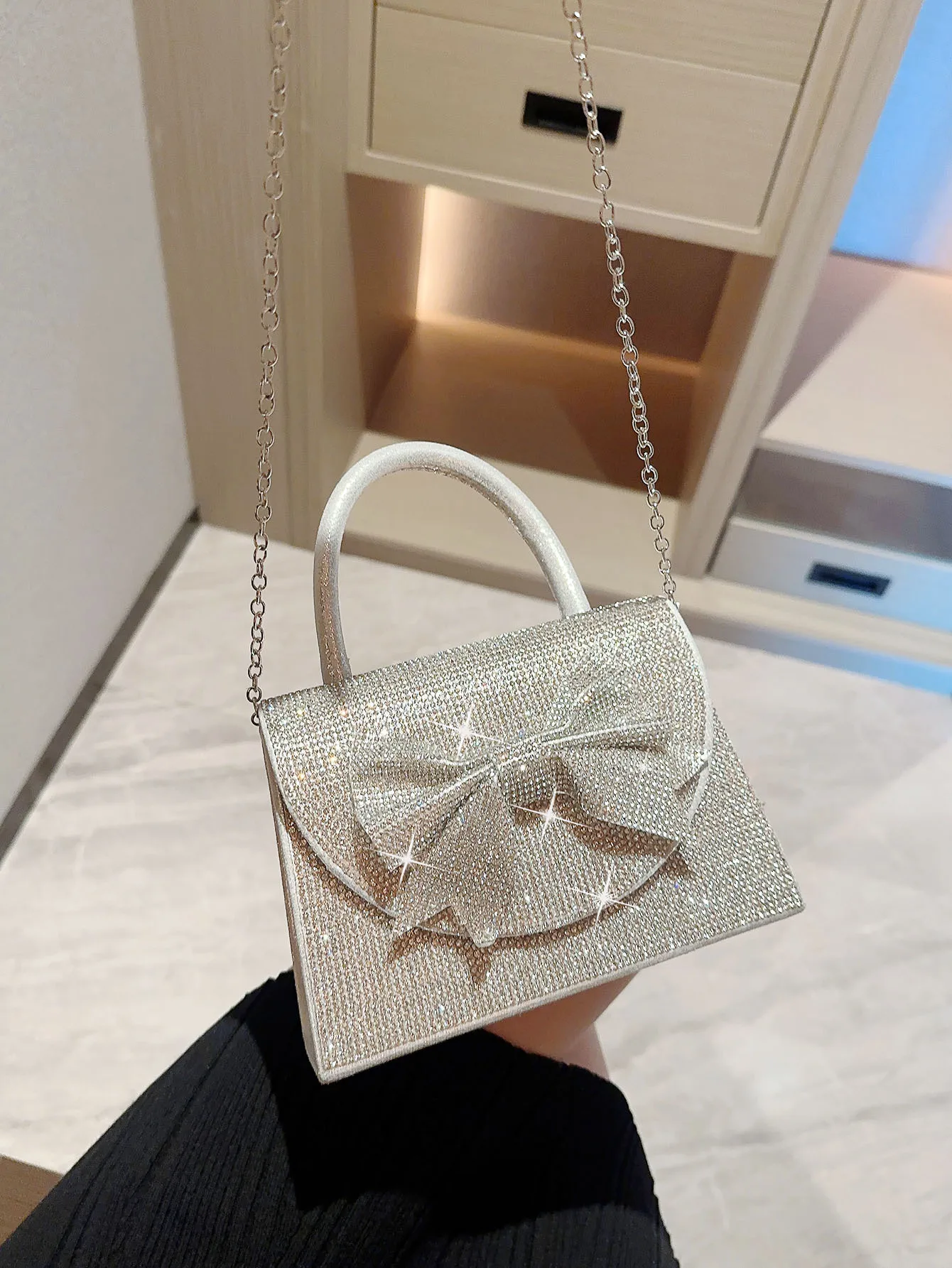 Glittering Rhinestone Bowknot Handbag Fashion Shiny Evening Clutch Diamond Embedded Shining Small Square Bag Wedding Party Purse