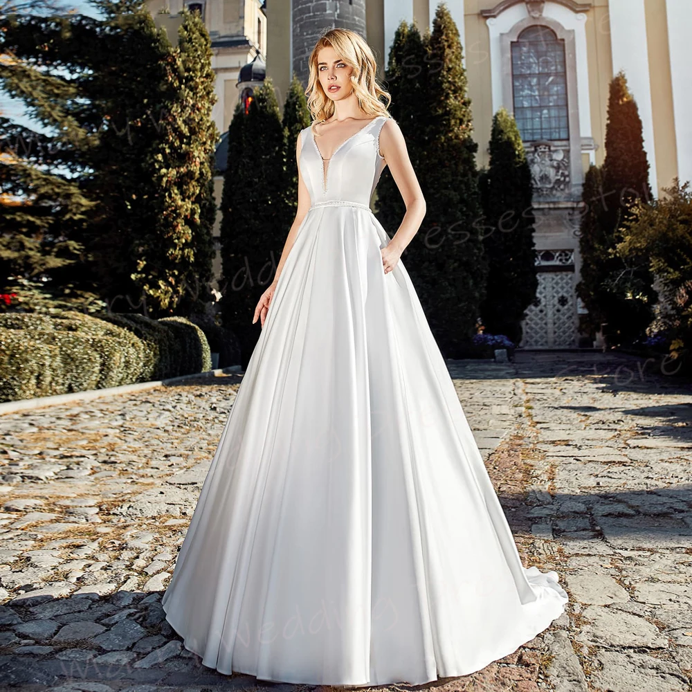 

Classic Generous A Line Women's Wedding Dresses Charming V Neck Bride Gowns Sleeveless Backless Princess Vestidos Novias Boda