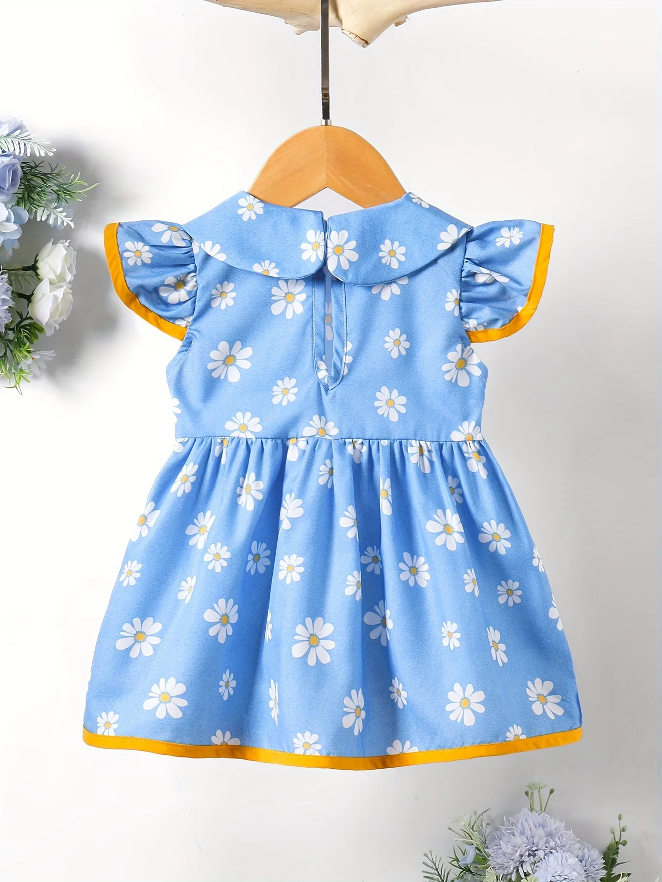 Blue Daisy Print Contrast Dress - Yellow Trim Flutter Sleeves & Big Bow Girls’ Fresh Sweet Vitality Outfit