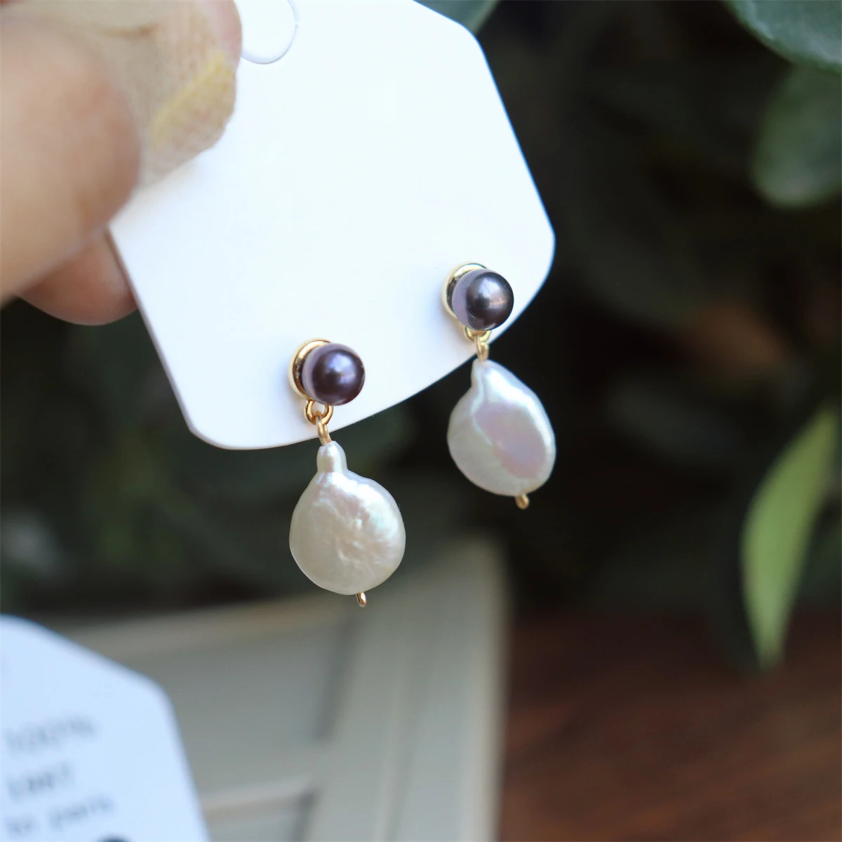 

Genuine South Sea Natural Double Beads Women Trend Bridal White Black Drop Dangle Pearl Earrings