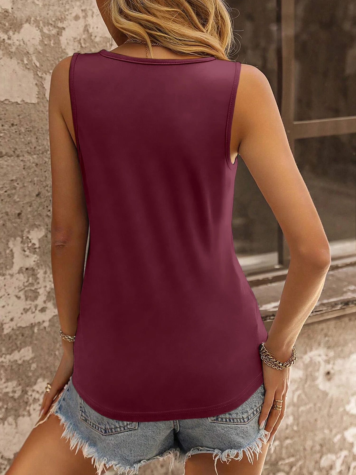 Summer Women's Sleeveless V Neck Tank Top Loose Casual Lightweight Breathable Blouse for Beach Vacation Office Daily Outfit