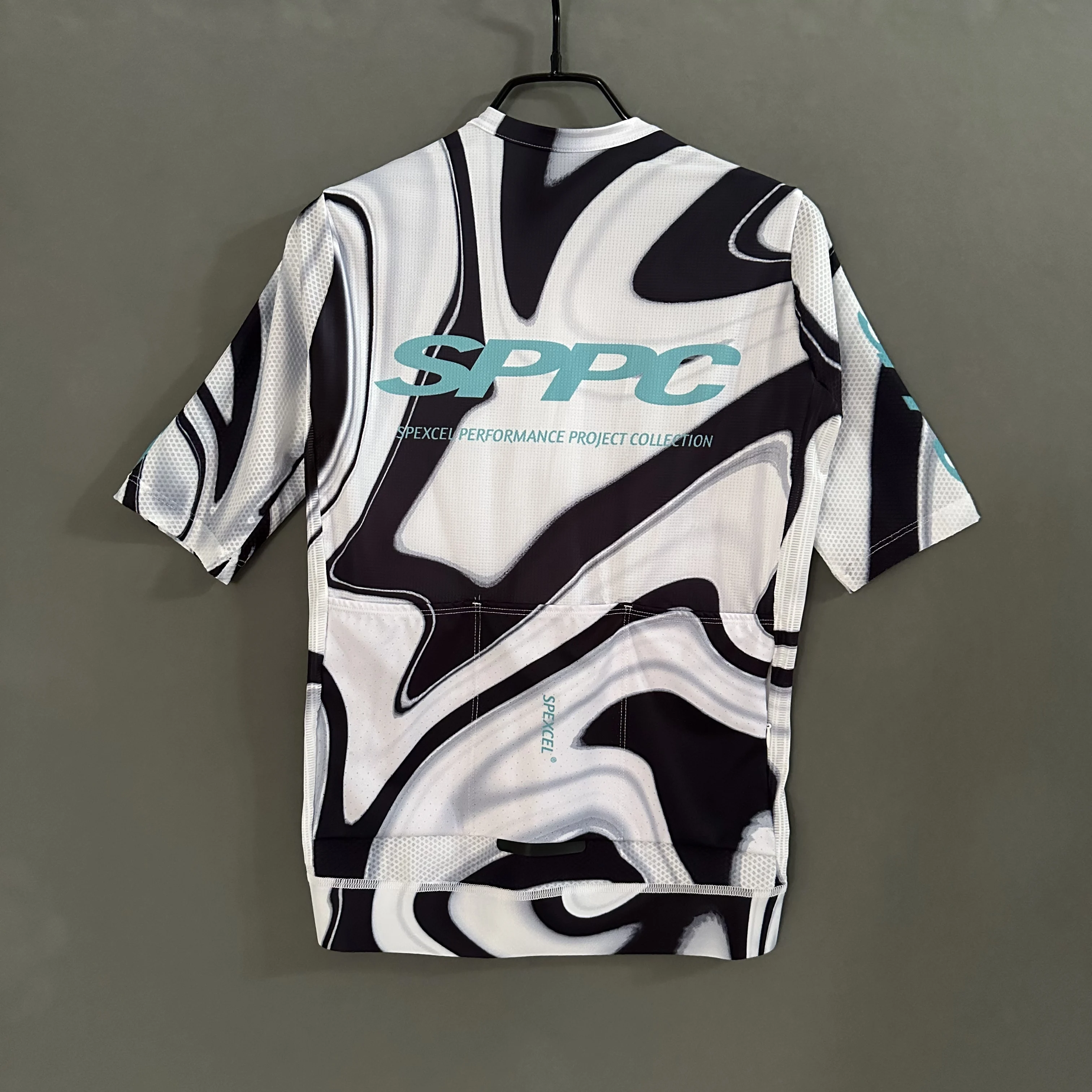 Thumbnail 3 - #50 Highest Rated Cycling Apparel to Buy in 2026