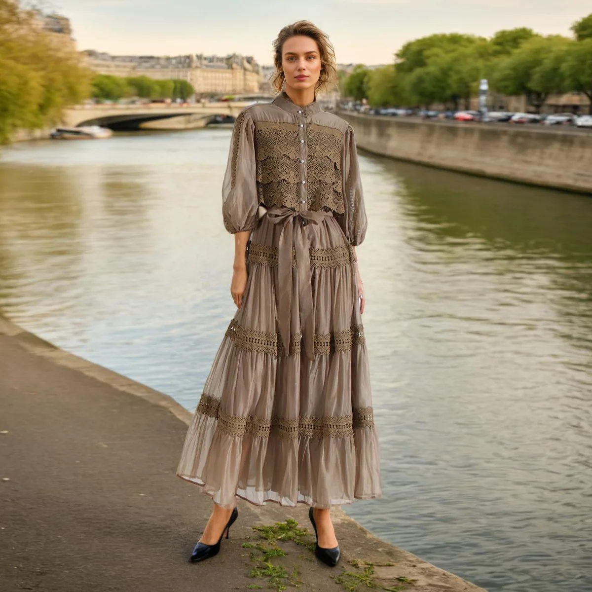 

Palace retro style long-sleeved dress, new splicing hollowed-out high-end feeling waist and thin long dress, fashionable simple
