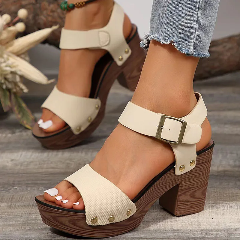 Rivets Sandals Woman Summer Ankle Buckle Clogs Sandalias Mujer High Heels Platform Sandals for Women Pu Leather Suqare Heel