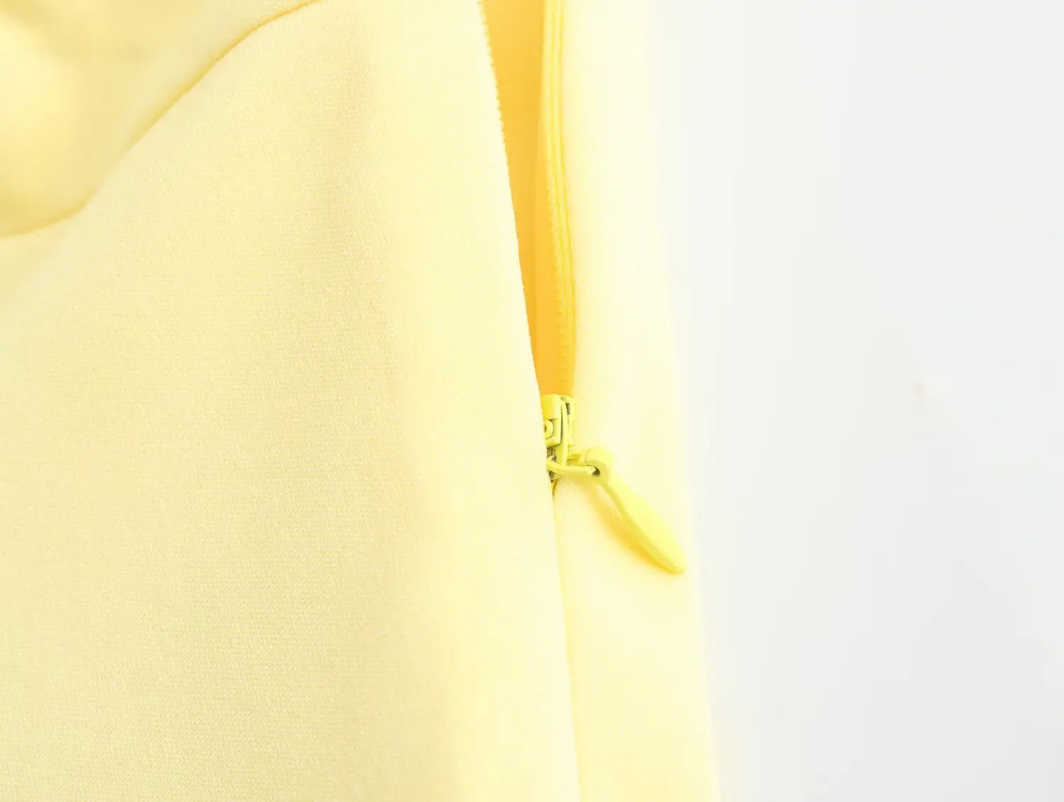 2025 novas roupas femininas estilo europeu e americano cor sólida sem mangas vestido curto balão fino