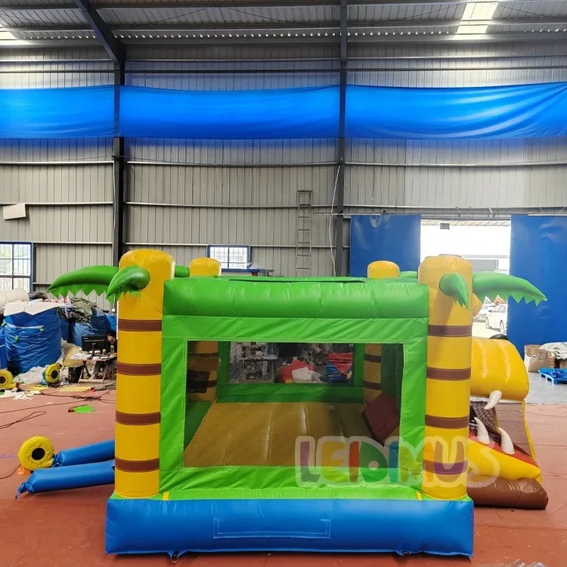 Lion-themed Inflatable Trampolines Are Available for Rent As Commercial Party Inflatable Trampolines, Equipped with Blowers.
