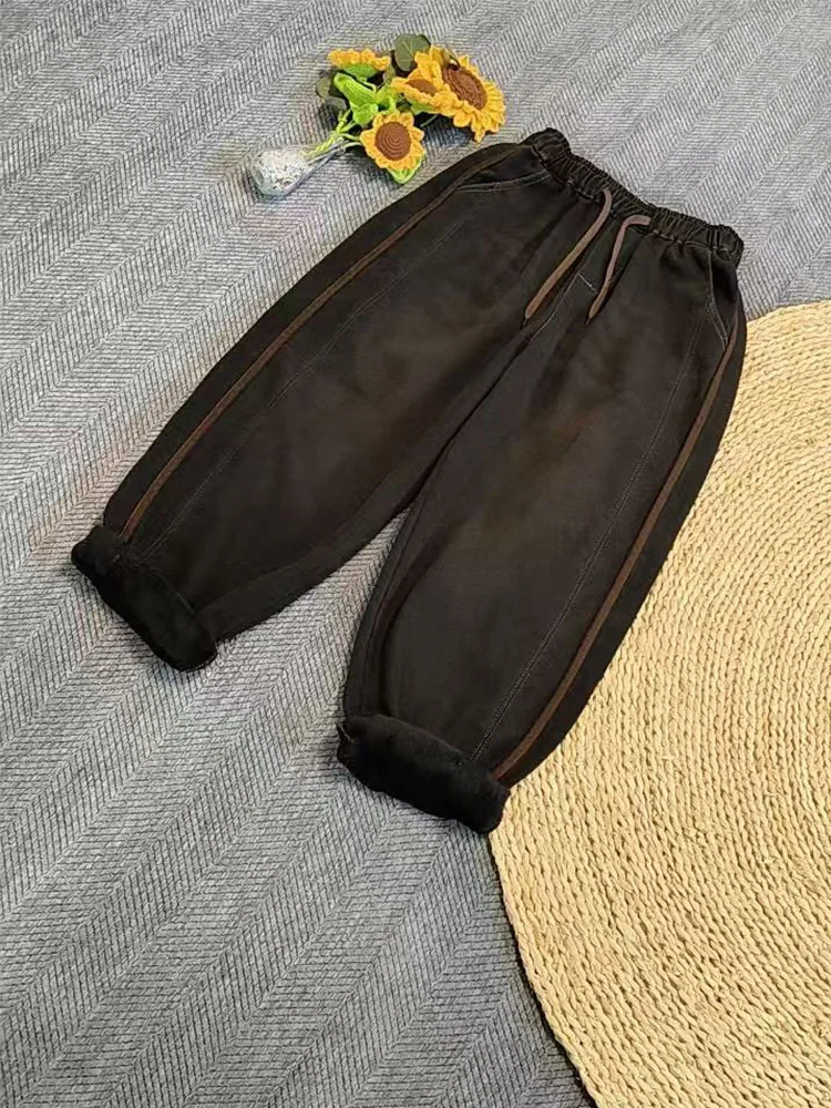 Amax LuluE 2025 الشتاء الكلاسيكية خمر الفراء الدنيم السراويل النساء الصلبة فضفاض جينز غير رسمي السيدات موضة رشاقته الدافئة الحريم بنطلون